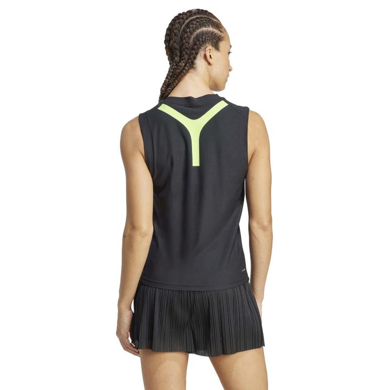 Camiseta Adidas Match Pro Preta para Mulheres