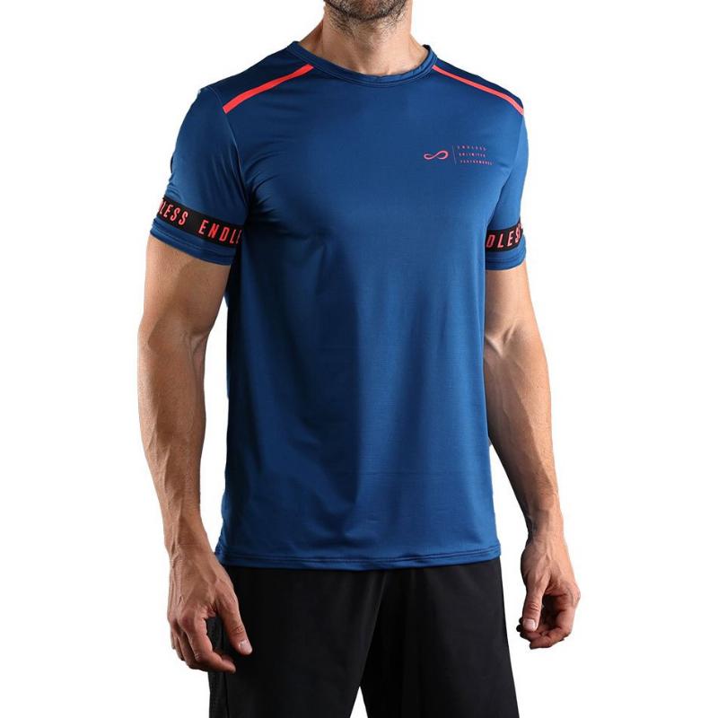 Camiseta Azul ?s Izzy Rubi Sem Fim