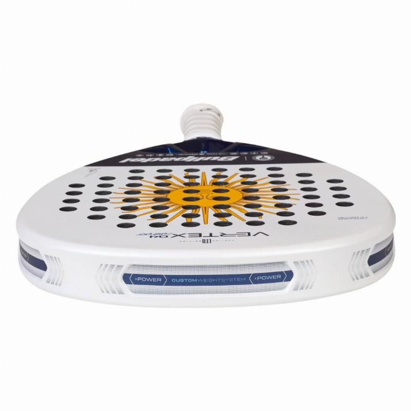 Pala Bullpadel Juan Tello APA Vertex 04 Comfort LTDA 2024